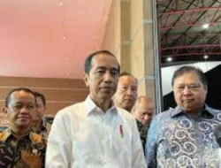 Dalam Pertemuan Tertutup, Jokowi Ucapkan Selamat Secara Langsung Kepada Pasangan  Prabowo-Gibran