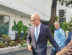 Didampingi Prabowo dan Budi Arie, Presiden Jokowi Bertemu CEO Microsoft