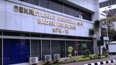 KPK Geledah Kantor Setjen DPR RI Terkait Kasus Pengadaan Kelengkapan Rumah Jabatan