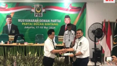 Ketum PBB Yusril Ihza Mahendra Mengundurkan Diri dari Jabatannya Digantikan oleh Fahri Bachmid