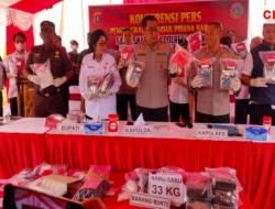 Polres Lamandau Kalteng Gagalkan Penyelundupan 33 Kilogram Sabu dari Singkawang Kalbar