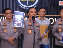 Bantah Pernyataan Saka Tatal, Polisi Tunjukan Bukti Foto Proses BAP 2016