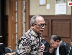 Eks Sekjen Kementan Kasdi Subagyono Dituntut 6 Tahun Penjara dan Denda Rp250 Juta