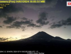 Gunung Semeru Mengalami 20 Kali Gempa Guguran dan 28 Kali Gempa Letusan