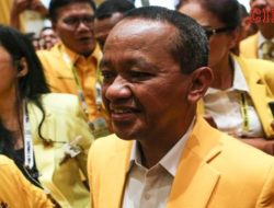 Ketum Golkar Bahlil Lahadalia Bantah Isu yang Menyebut Jokowi Masuk Jajaran Pengurus Partainya