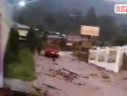 500 Orang Mengungsi Akibat Banjir Bandang di Tapanuli Utara
