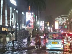Akibat Banjir yang Melanda Jakarta Lebih Dari 2.000 Warga Mengungsi