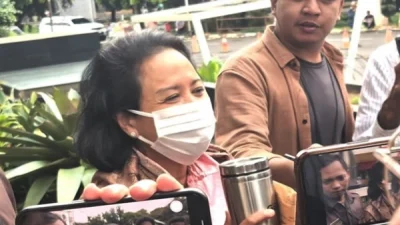 Mantan Menteri BUMN Diperiksa KPK Sebagai Saksi Kasus Korupsi Jual Beli Gas Antara PGN dan IAE