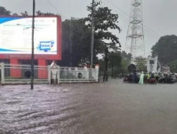 5.005 Warga Mengungsi Akibar Banjir Merendam Lima Kecamatan di Kota Makassar