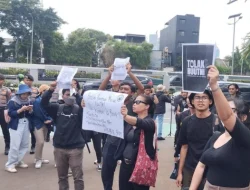 Dinilai Banyak Pasal Bermasalah, Sejumlah Massa Demo Tolak Revisi UU TNI