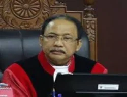 Mahkamah Konstitusi Memutuskan Bahwa Negara Harus Gratiskan Pendidikan SD dan SMP Negeri Maupun Swasta