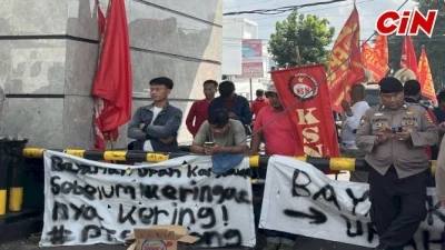 Gaji 2 Bulan Belum Dibayar, Ratusan Karyawan PT San Xiong Steel Indonesia Demo Didepan DPRD Lampung