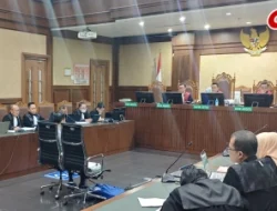Tom Lembong Mengaku Sudah Terbitkan 21 Izin Impor Gula Sesuai Arahan Jokowi