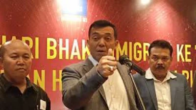 Wamen Imipas Sebut Buron Kasus Minyak Riza Chalid Berada di Malaysia