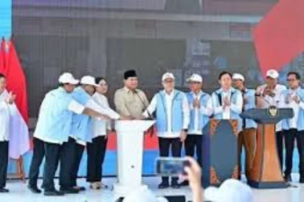 Presiden Prabowo Resmikan 80.081 Koperasi Desa/Kelurahan Merah Putih