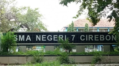 Kepsek, Wakepsek dan Guru SMAN 7 Cirebon Jadi Tersangka Korupsi PIP