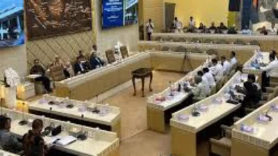 Komisi II DPR Bersama Pemerintah Sepakat 10 RUU Tentang Kabupaten/Kota Disahkan Jadi UU