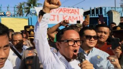 Wamenaker Desak PT Bumi Sarimas Indonesia di Sumbar Untuk Selesaikan Gaji 750 Buruh yang Nunggak 4 Bulan