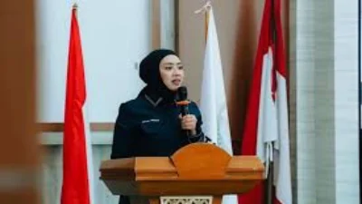 Anggota Komisi IV DPR RI Sebut Banyak Beras Lama Ditimbun di Gudang Bulog