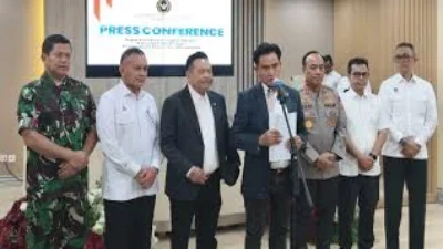 Menko Kumham Imipas Menolak Pembentukan TGPF Independen Usut Kericuhan Demo Agustus 2025