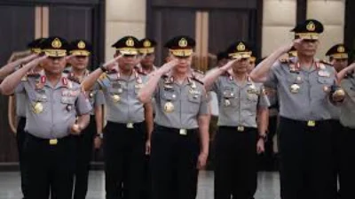 27 Perwira Tinggi Polri Mendapatkan Kenaikan Pangkat Setingkat Lebih Tinggi.