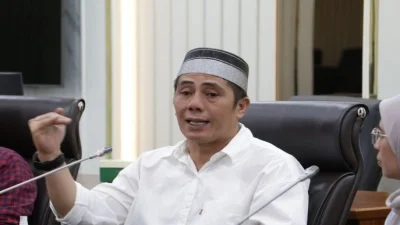 Setelah Resmi Dilantik Sebagai Kepala BKP, DPR RI Minta Angga Raka Prabowo Mundur Dari Wamenkomdigi